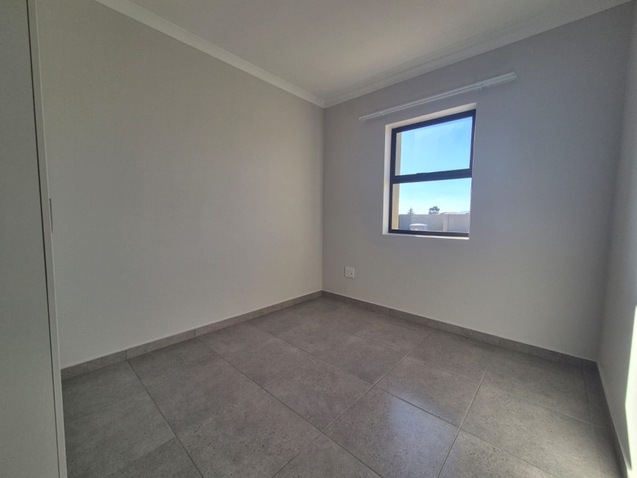 To Let 3 Bedroom Property for Rent in Stellendale Western Cape